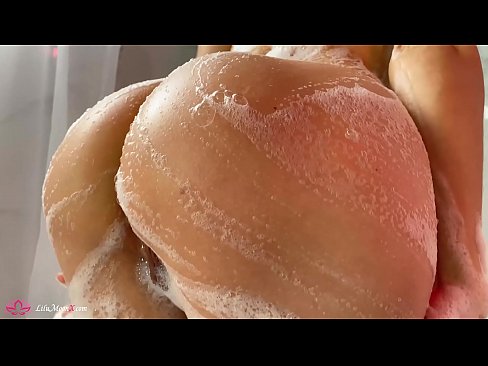 ❤️ Brunette Masturbates Pussy tare da Vibrator zuwa Tsananin inzali a cikin Shawa bidiyon tsutsa ❌️
